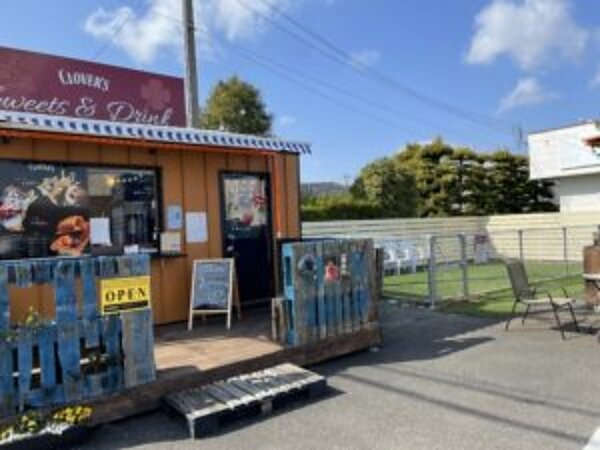 柳川　パフェ&クレープ　クローバーズ　新店舗の画像