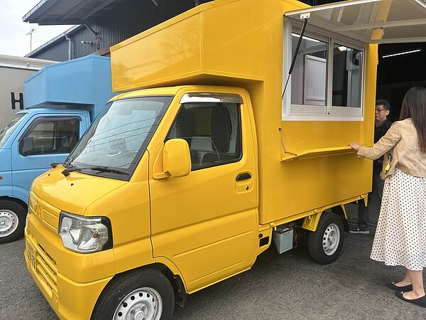 福岡　キッチンカー制作　リース納車の画像